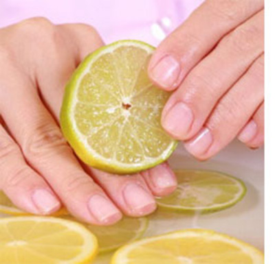 6 ciscenje noktiju limunom