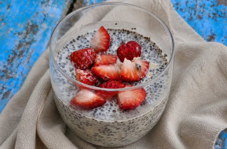 čia puding sa ovsenim pahuljicama
