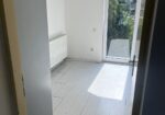 Izdajem kuću u Zemunu, na odličnoj lokaciji, u ulici Mozerova