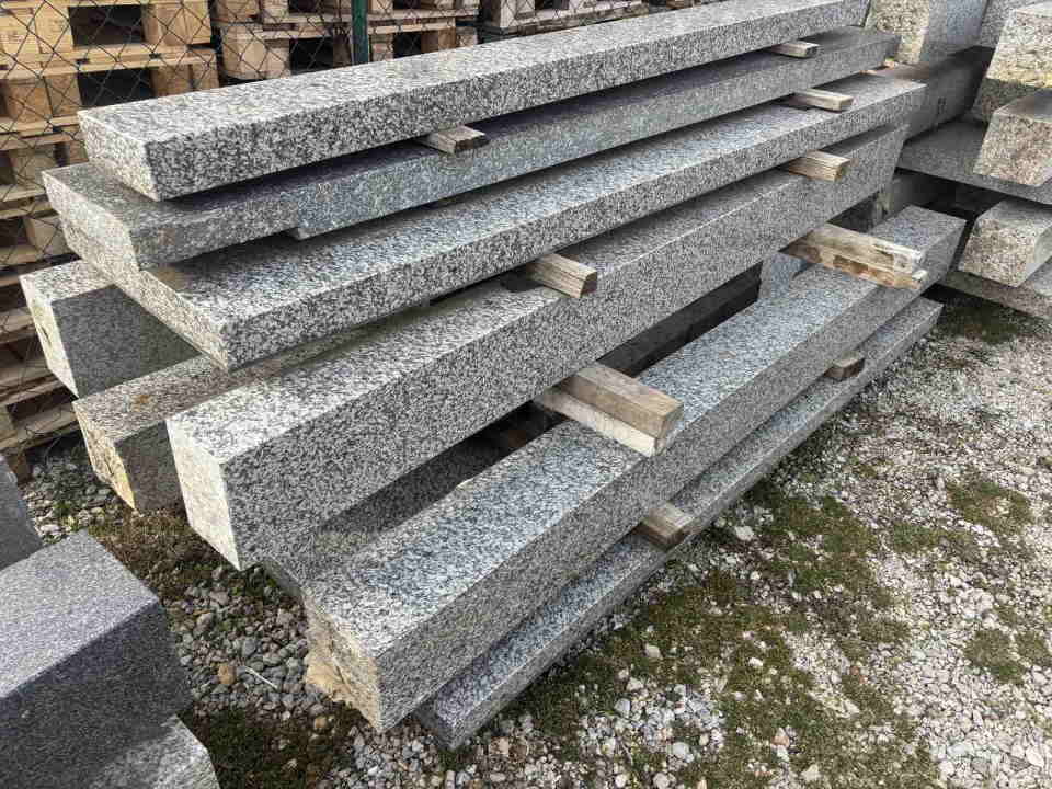 Prodajem granitne i mermerne ploce 20 m3