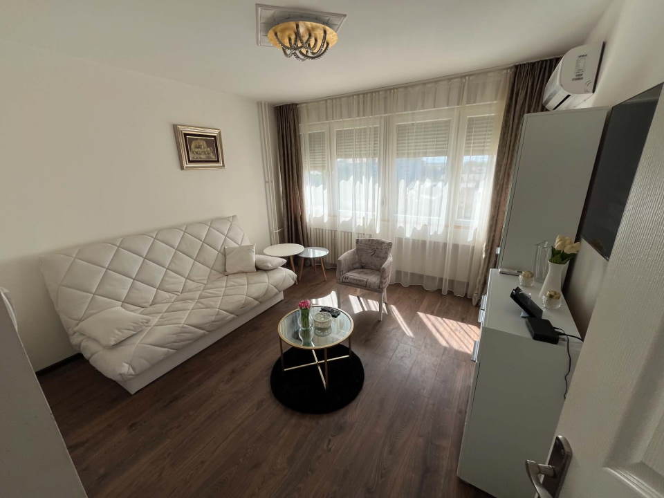 NA PRODAJU – MODERNO OPREMLJEN STAN 73 m² + terasa, BAGLJAŠ – ZRENJANIN
