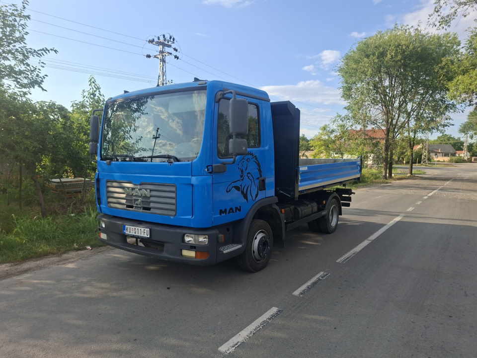 M A N T G L 2005. godište Kamion Kiper