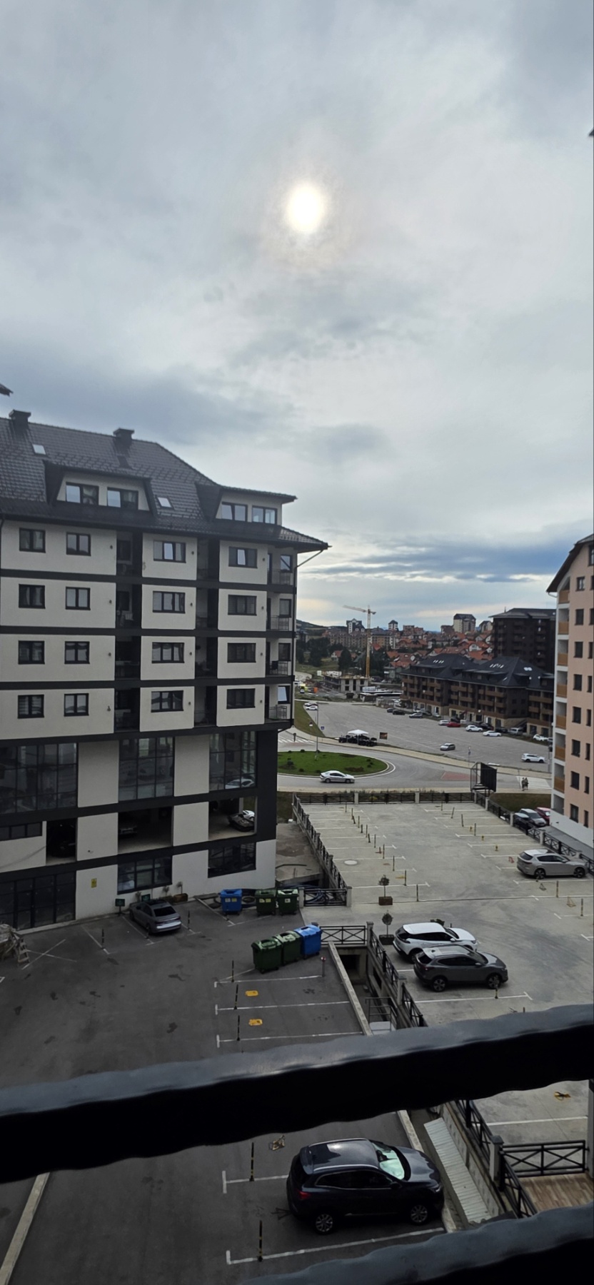 Prodaja nameštenog apartmana – centar Zlatibora