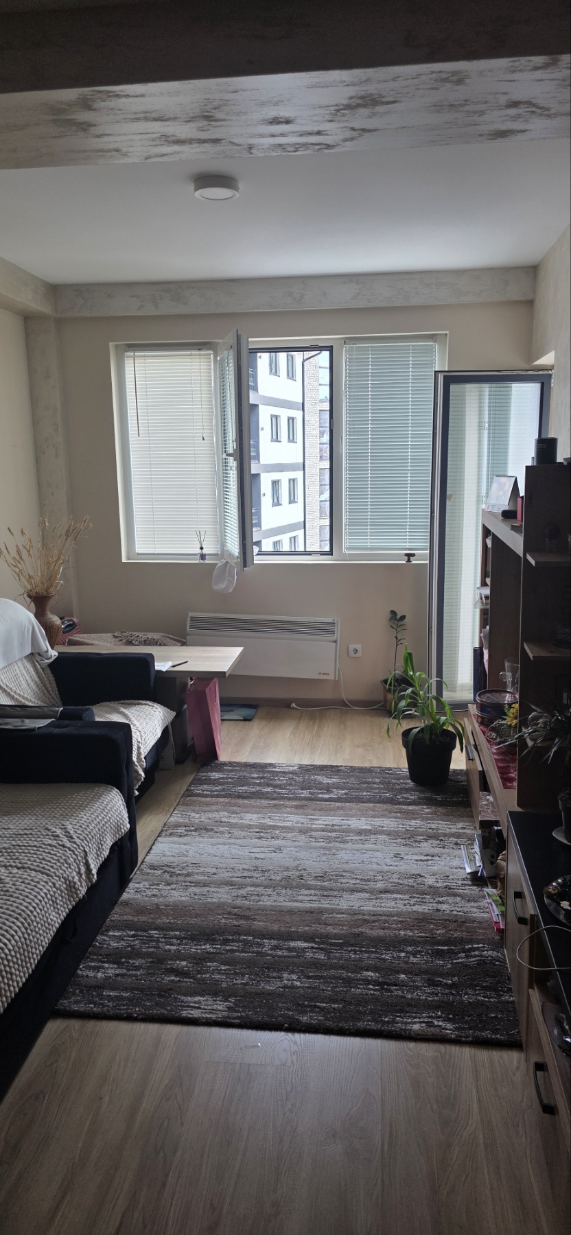 Prodaja nameštenog apartmana – centar Zlatibora